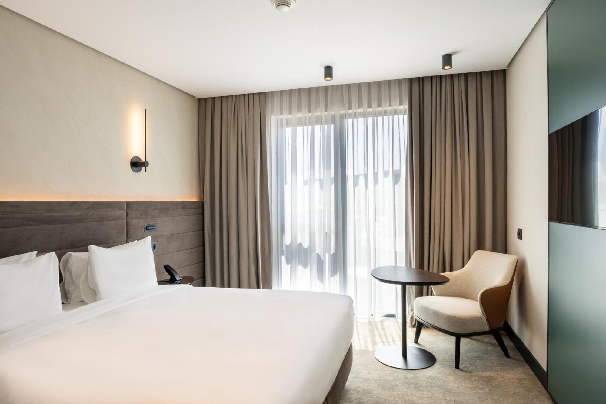 Novotel Tbilisi Center Екстер'єр фото