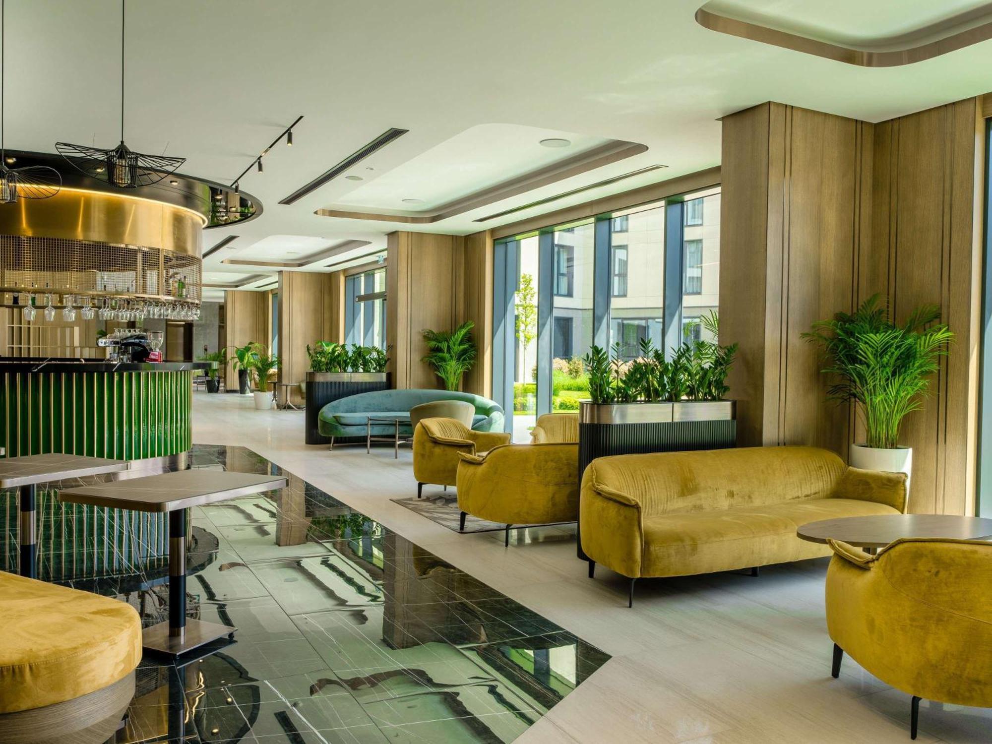 Novotel Tbilisi Center Екстер'єр фото